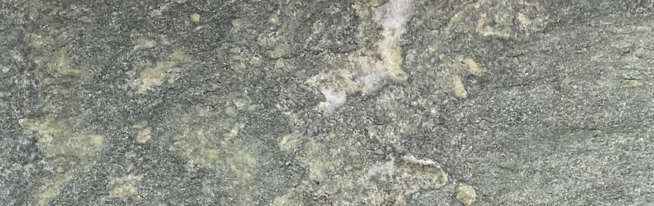 Dorfer Grün – Natursteinwerk Max Böse
